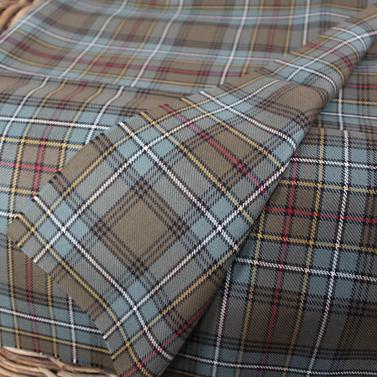 High-quality grey and charcoal flannel from a yarn dyed supplier in Pakistan