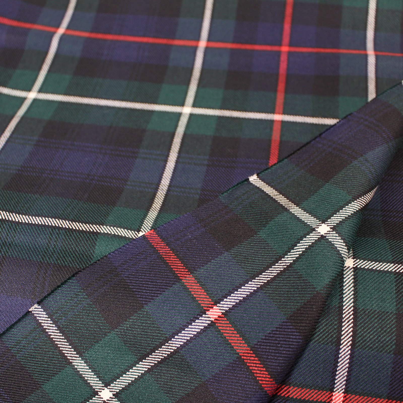 Premium cotton flannel supplier: navy and forest green tartan fabric