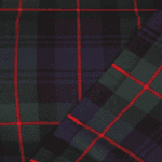 Flanelle marine et vert forêt à rayures rouges d'un fabricant de Multan